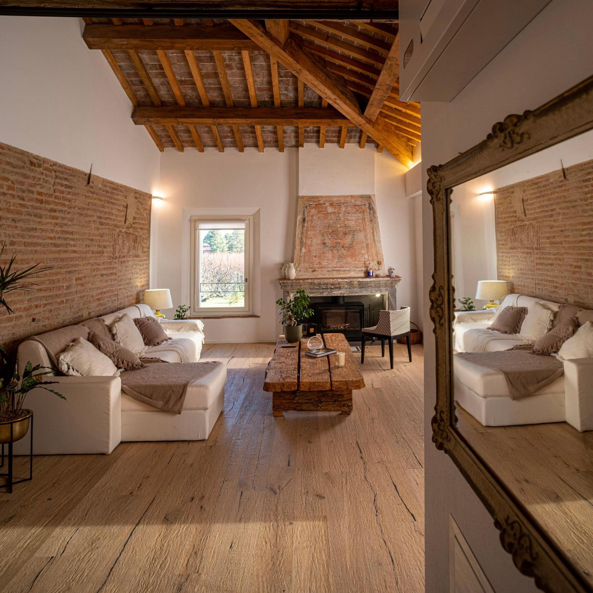 Podere Selvatici Imola Luaran gambar