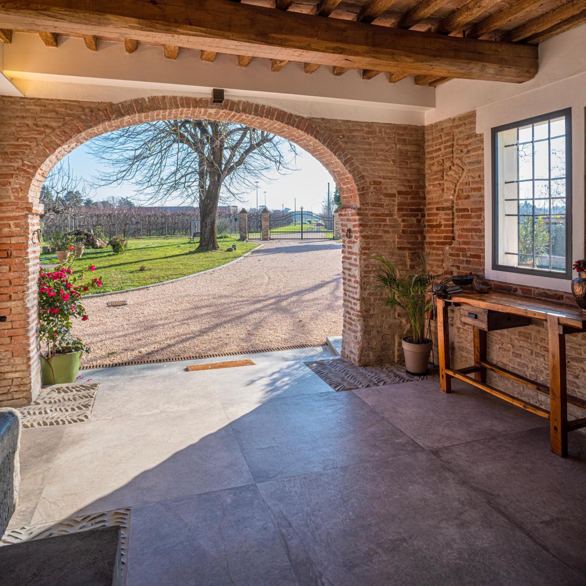 Podere Selvatici Imola Luaran gambar